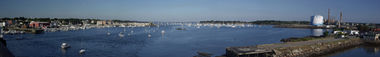 Harbor View
Beverly to the left Salem to the right as seen from
the Veterans Memorial bridge.
