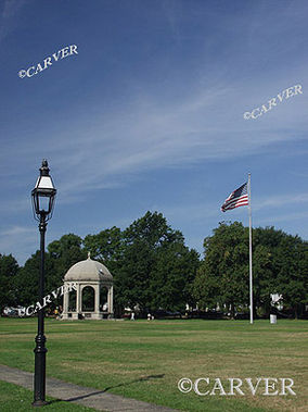 Salem Common
An old-style lamp, a flag and a gazebo are seen here.
Keywords: salem common; gazebo; flag; photograph; picture; print